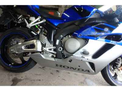 Honda CBR1000RR 2005