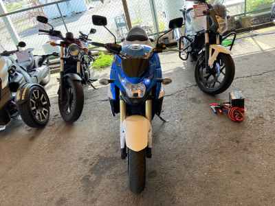 Suzuki GSR750 2013