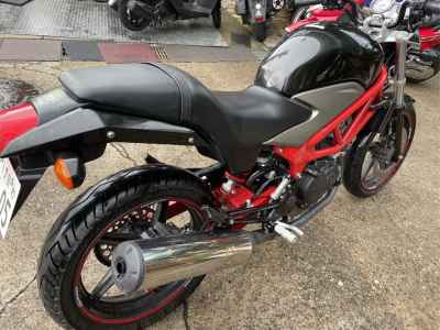 Honda VTR250 2011