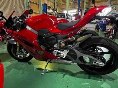 Ducati Panigale V4S 2025
