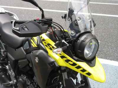 Suzuki GSR250