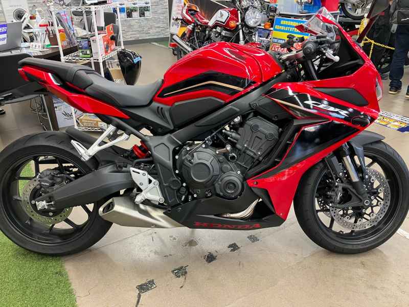 Honda CBR650R 2024