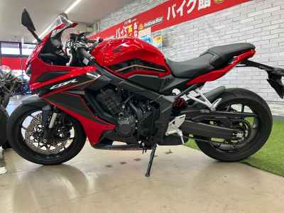 Honda CBR650R 2024