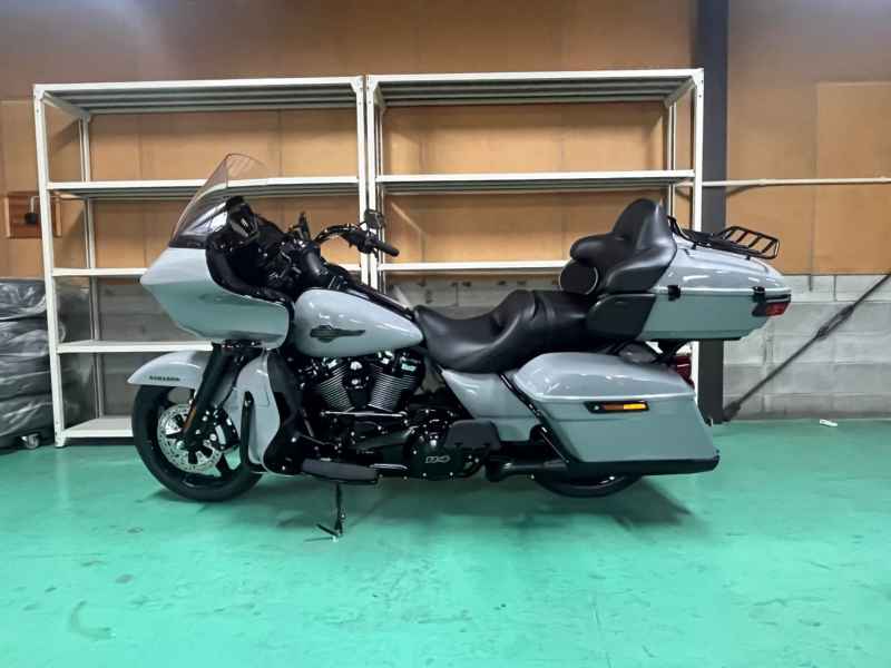 Harley-Davidson FLTRK 2025