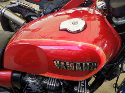 Yamaha XJ550