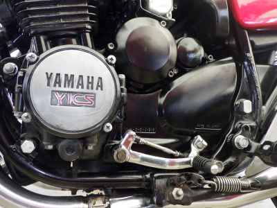 Yamaha XJ550