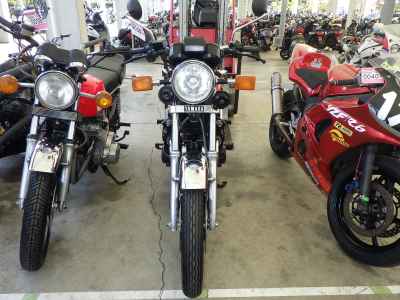 Yamaha XJ550