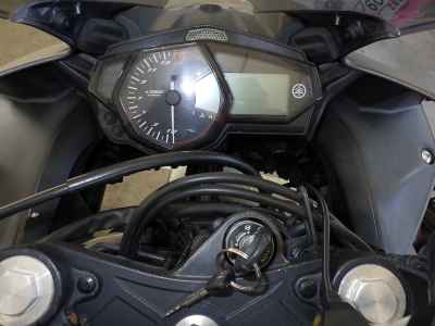 Yamaha YZF-R25 2016