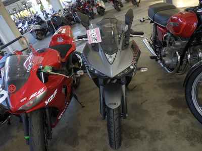 Yamaha YZF-R25 2016
