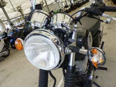 Yamaha SR400 2021