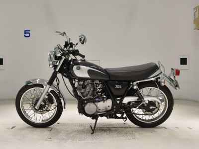 Yamaha SR400 2021