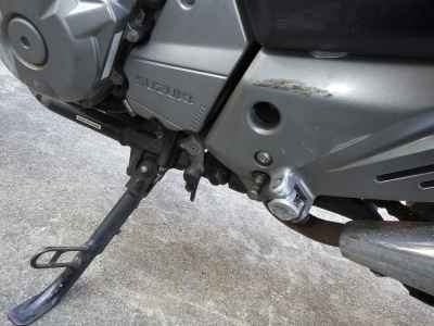 Suzuki GSR250