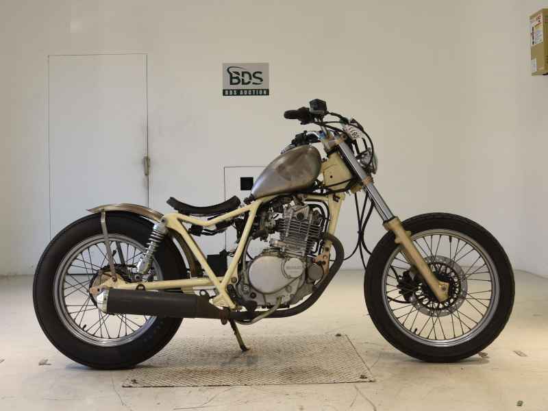 Suzuki GrassTracker