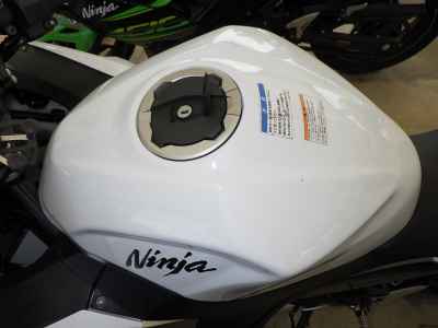 Kawasaki Ninja 400 2023