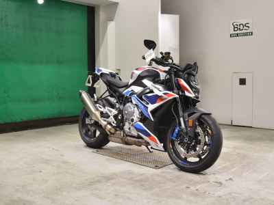 BMW M1000R 2024