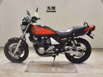 Kawasaki Zephyr 400 2009