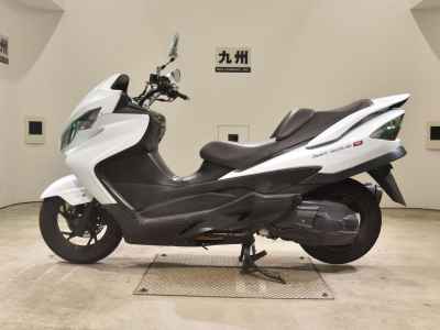 Suzuki Skywave 250M