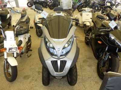 Piaggio MP3 250