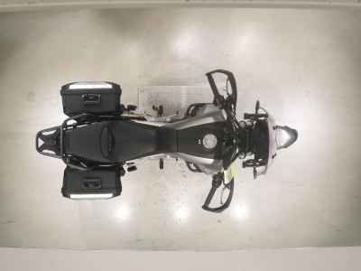 Moto Guzzi V85TT 2021