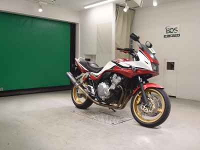 Honda CB400SFV Boldor 2010