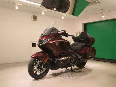Honda GL1800 Gold Wing Tour DCT 2025