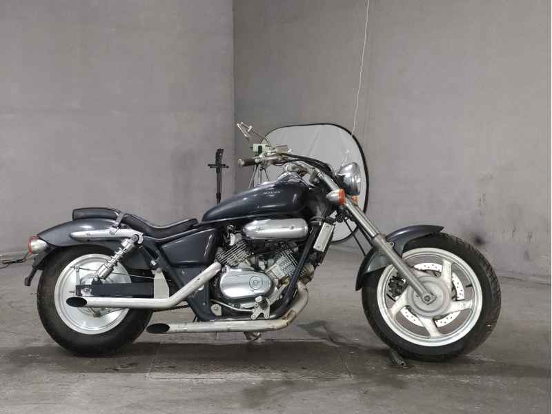 Honda Magna 250