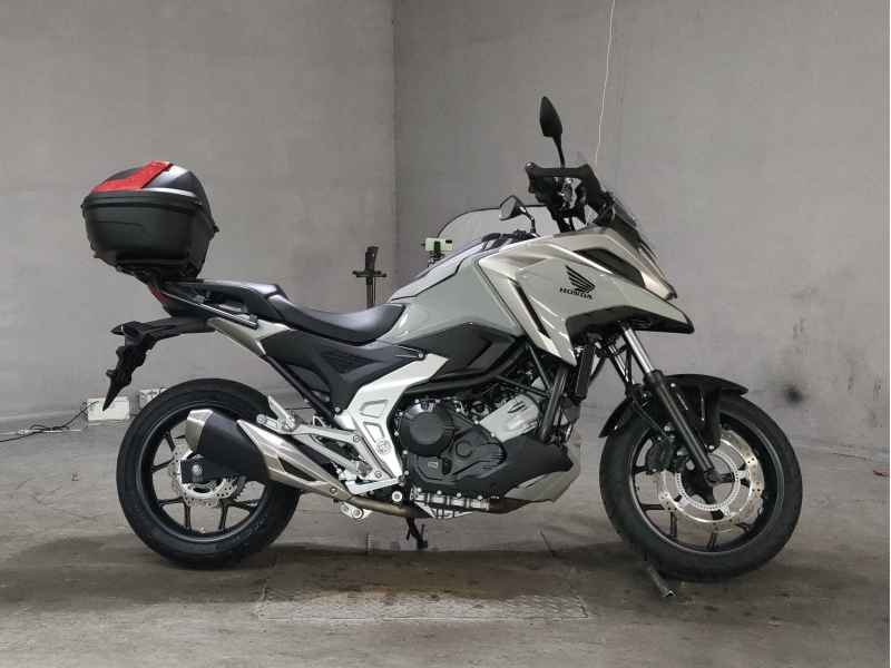 Honda NC750X 2024