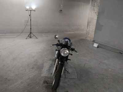 Yamaha SR400