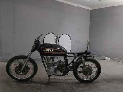 Honda W800