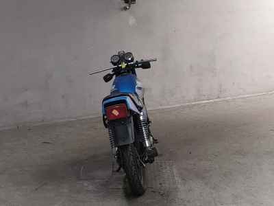 Suzuki GSX400F