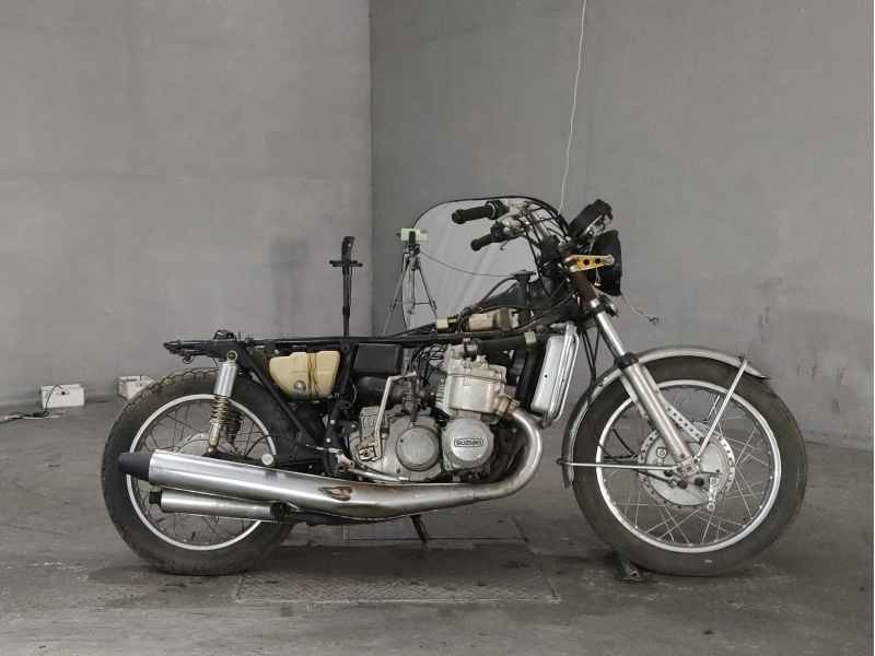 Suzuki GT750