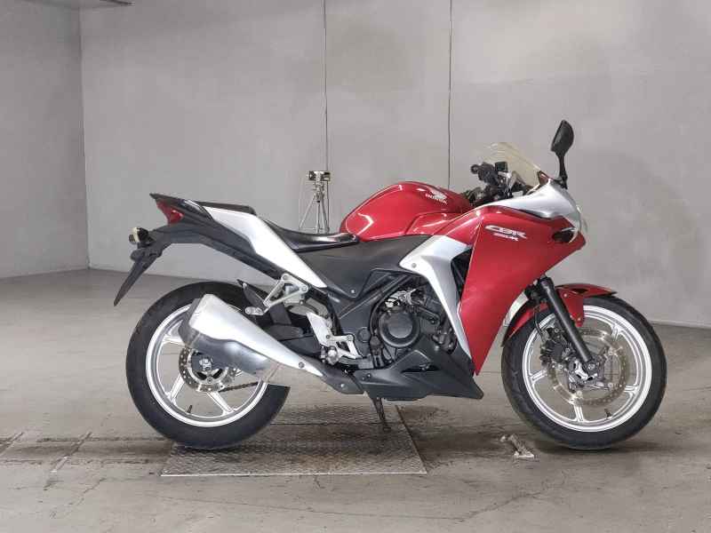 Honda CBR250R 2011