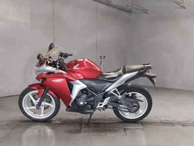 Honda CBR250R 2011