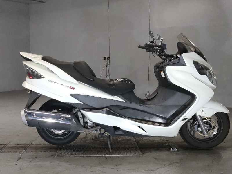Suzuki Skywave 250M