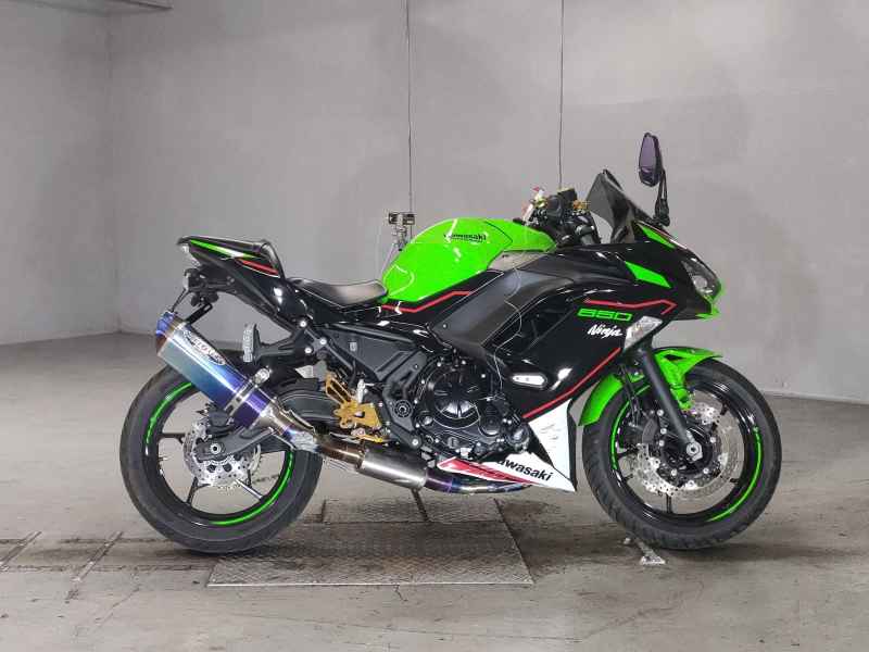 Kawasaki Ninja 650 2021