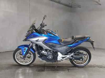 Honda NC750X 2016