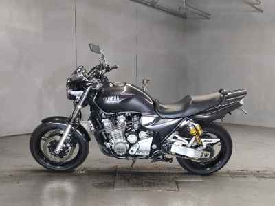 Yamaha XJR1300 2005