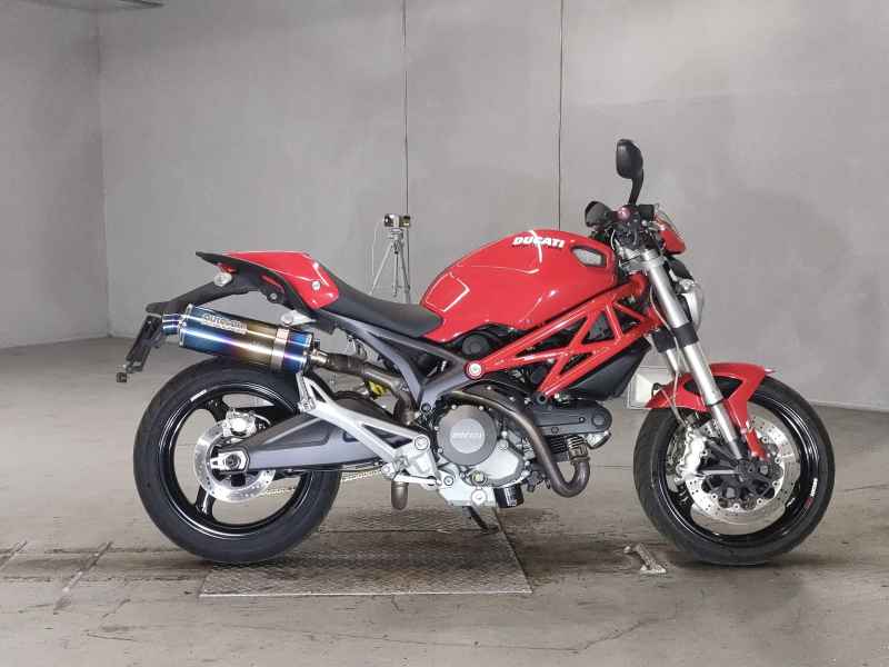 Ducati Monster 696 2010