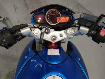 Suzuki GSR250