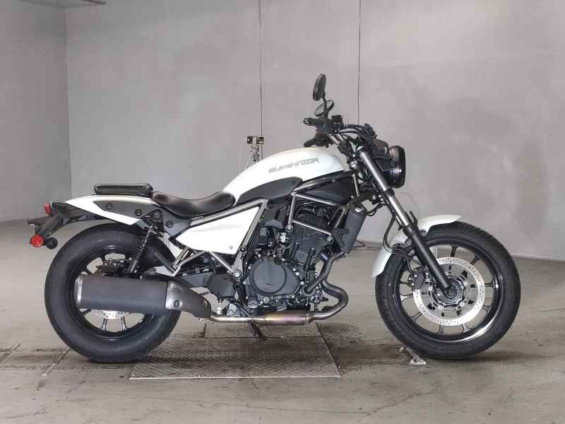 Kawasaki Eliminator 400 2023