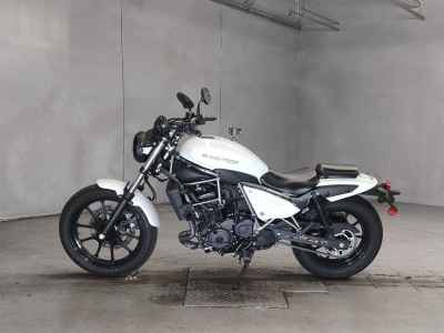 Kawasaki Eliminator 400 2023