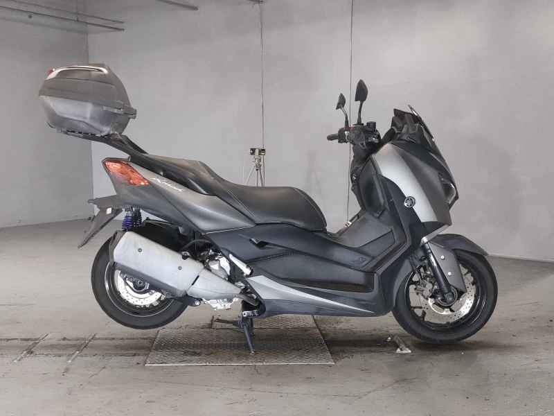 Yamaha XMAX 250