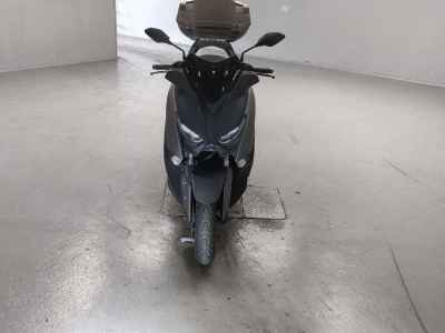 Yamaha XMAX 250