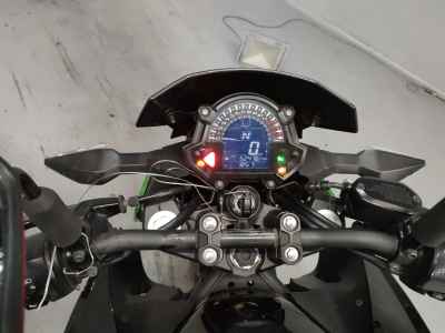 Kawasaki Z400 2022