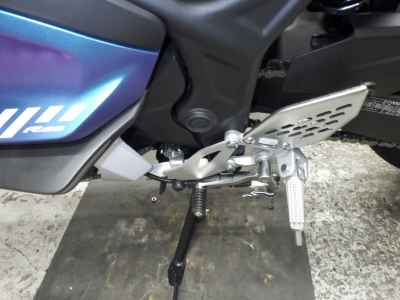 Yamaha YZF-R25 2025