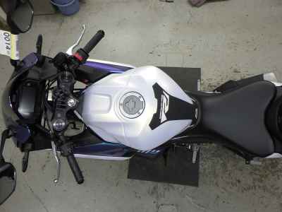 Yamaha YZF-R25 2025