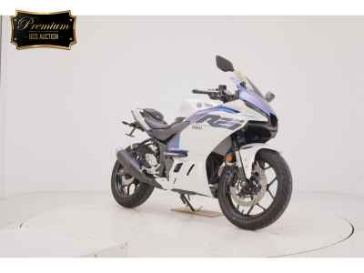Yamaha YZF-R25 2025