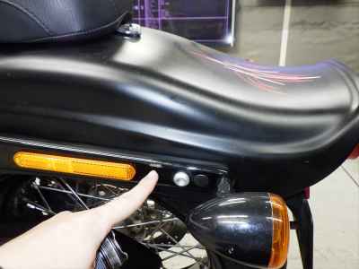 Harley-Davidson FLSTSB1580 2010