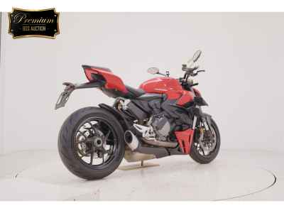 Ducati Streetfighter V2 2022