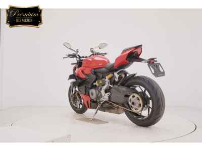 Ducati Streetfighter V2 2022